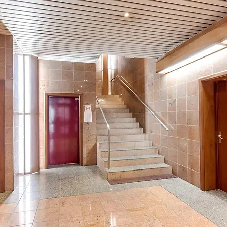 Apartment Centre